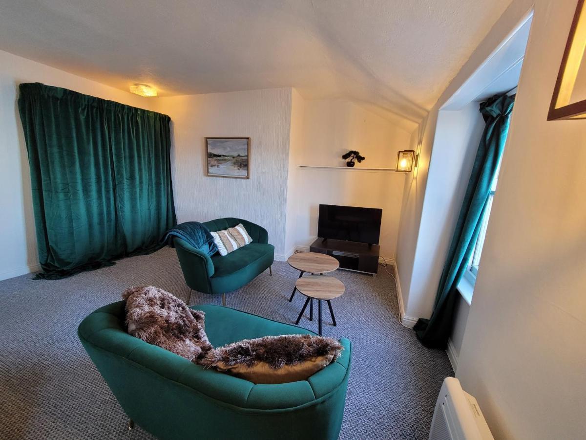 Sea View Penthouse Flat 6 With Fast Wifi And Free Parking * Scarborough
