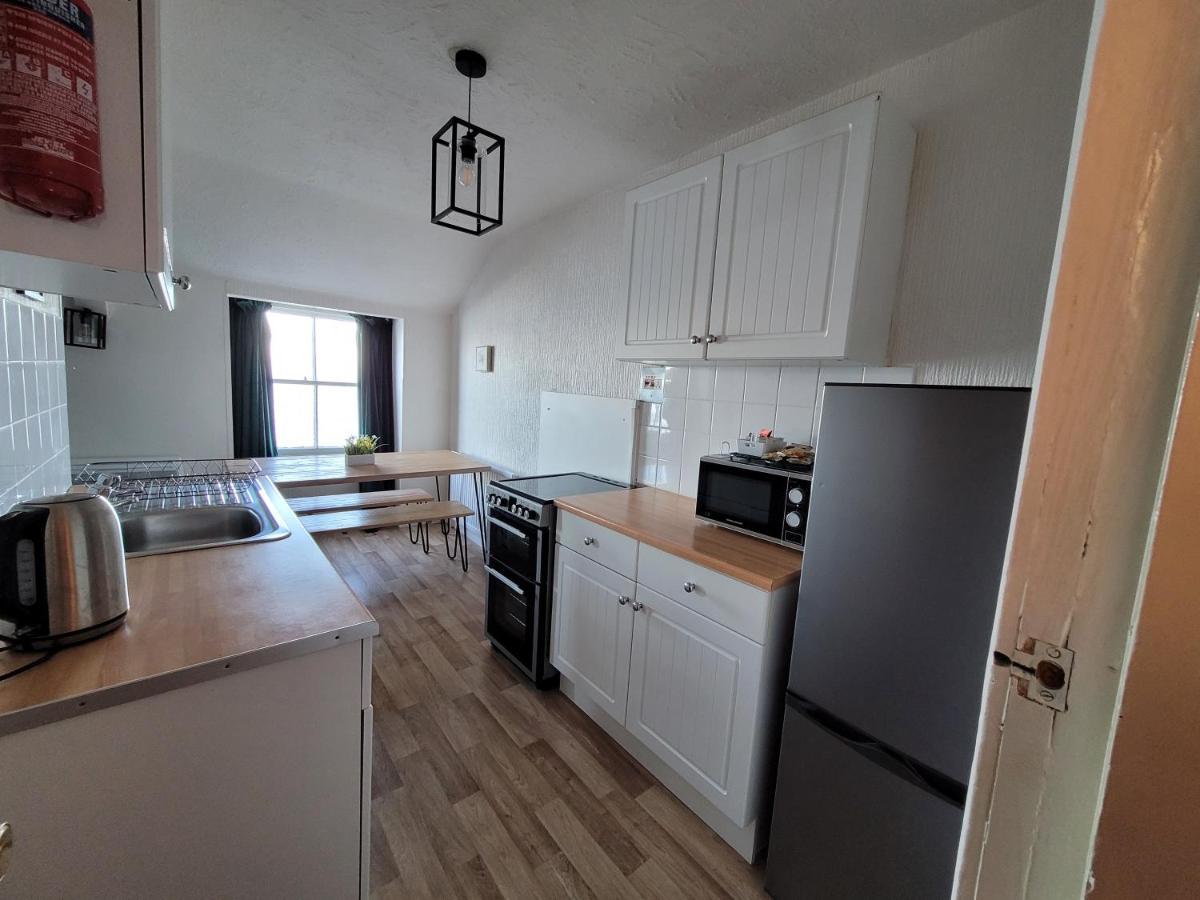 Sea View Penthouse Flat 6 With Fast Wifi And Free Parking Apartment