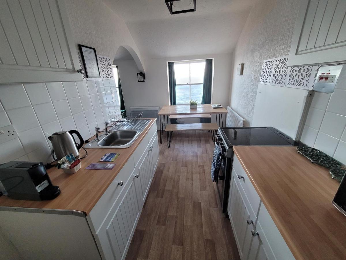 Sea View Penthouse Flat 6 With Fast Wifi And Free Parking Apartment *