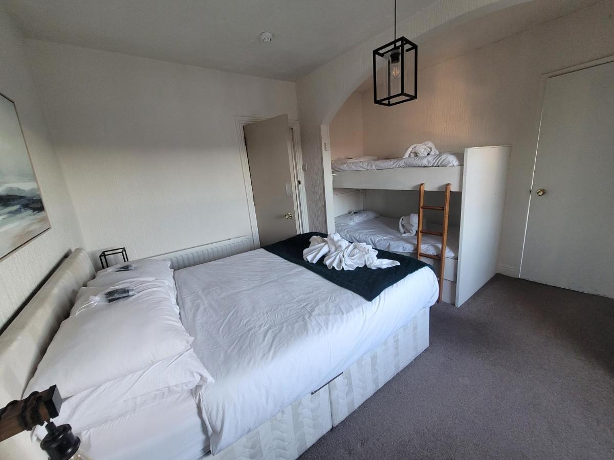 Sea View Penthouse Flat 6 With Fast Wifi And Free Parking Apartment